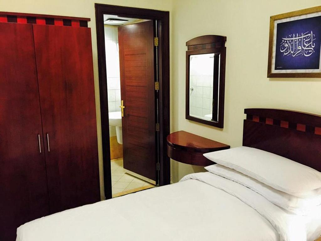 Al Eiman Al Qibla Hotel Medina Kamer foto